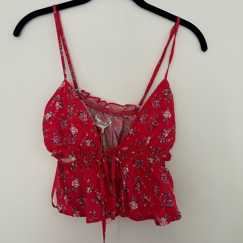 Front tie floral crop top tank